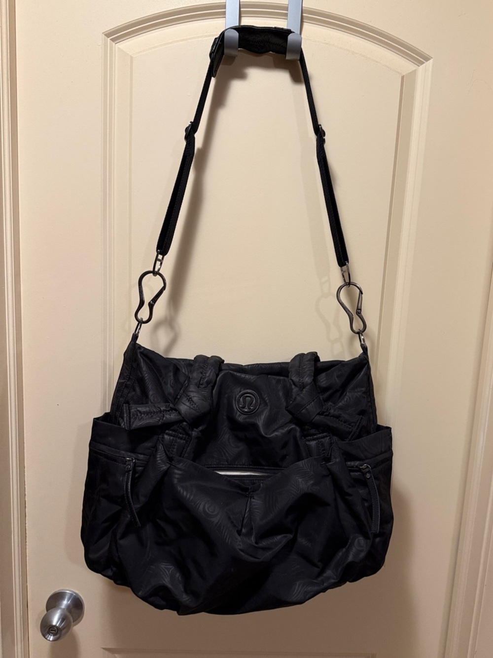 lululemon athletica Black Quilted Shoulder Bag with Adjustable Strap